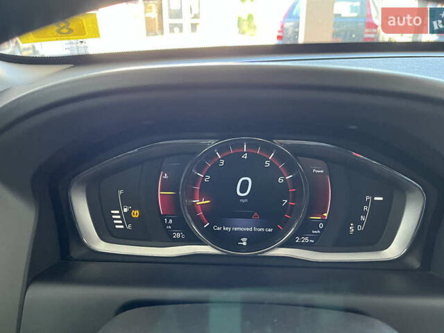 Сірий Вольво ХС60, об'ємом двигуна 1.97 л та пробігом 175 тис. км за 16300 $, фото 24 на Automoto.ua