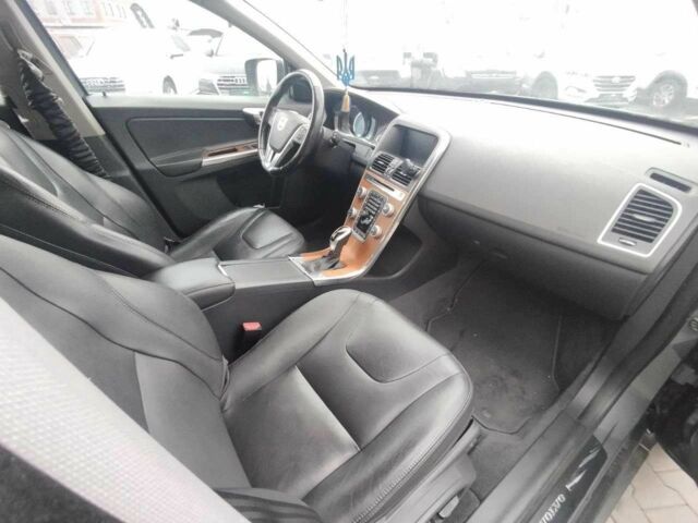 Серый Вольво ХС60, объемом двигателя 2 л и пробегом 239 тыс. км за 22990 $, фото 14 на Automoto.ua