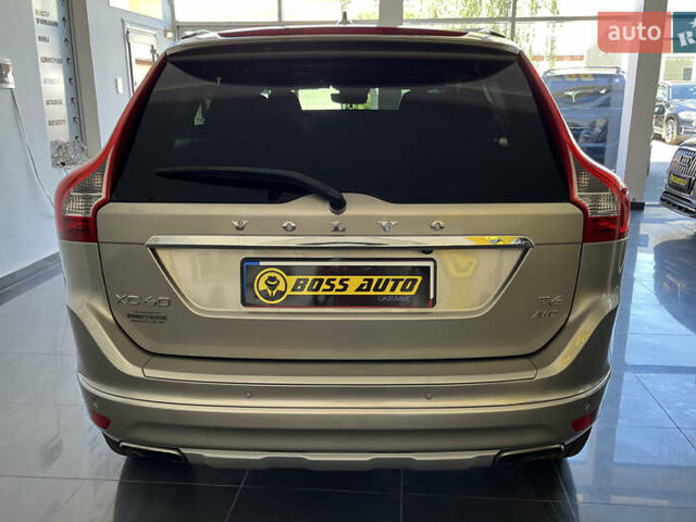 Сірий Вольво ХС60, об'ємом двигуна 1.97 л та пробігом 175 тис. км за 16300 $, фото 5 на Automoto.ua