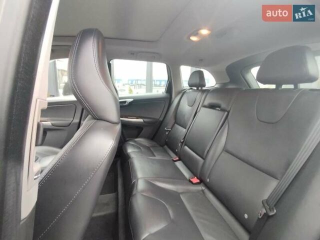 Серый Вольво ХС60, объемом двигателя 1.97 л и пробегом 239 тыс. км за 22990 $, фото 51 на Automoto.ua