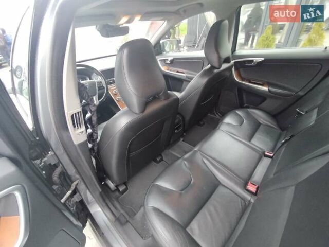 Серый Вольво ХС60, объемом двигателя 1.97 л и пробегом 239 тыс. км за 22990 $, фото 57 на Automoto.ua