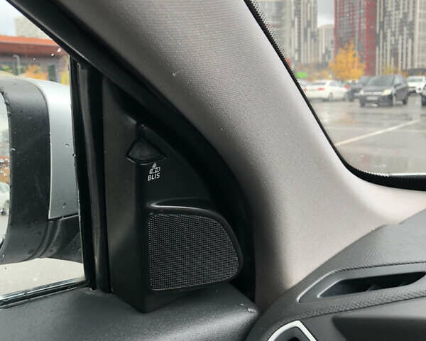 Вольво ХС60 2016 в Киеве на Automoto.ua Серый Вольво ХС60, объемом двигателя 2 л и пробегом 123 тыс. км за 15400 $, фото 12 на Automoto.ua