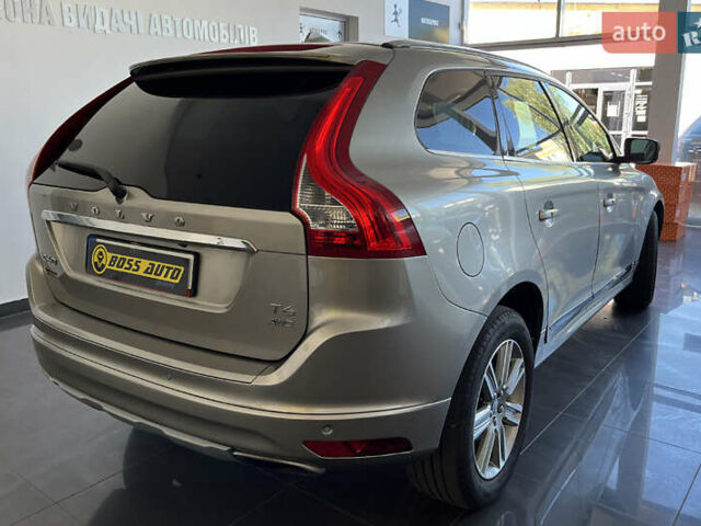 Сірий Вольво ХС60, об'ємом двигуна 1.97 л та пробігом 175 тис. км за 16300 $, фото 6 на Automoto.ua