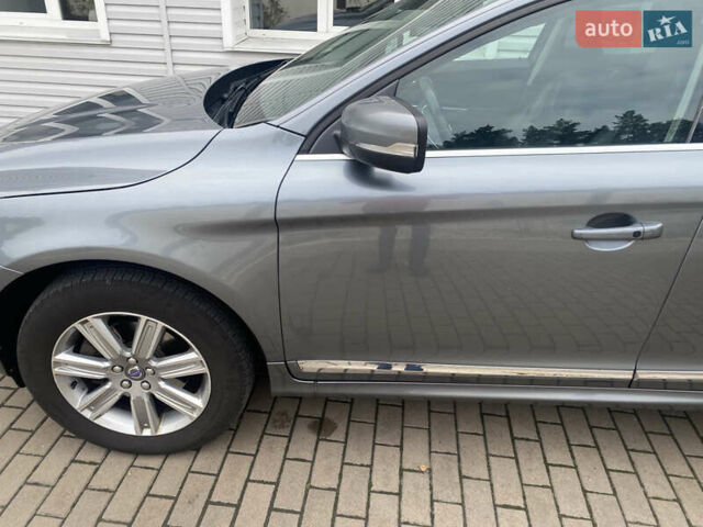 Серый Вольво ХС60, объемом двигателя 1.97 л и пробегом 250 тыс. км за 15900 $, фото 6 на Automoto.ua