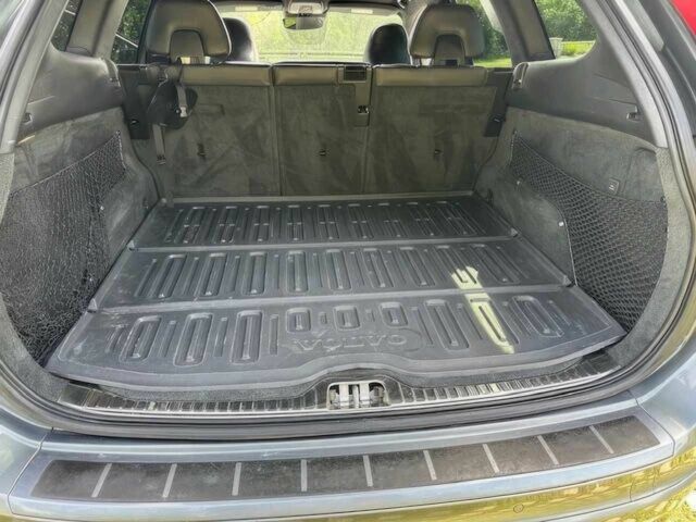 Сірий Вольво ХС60, об'ємом двигуна 2 л та пробігом 70 тис. км за 8900 $, фото 9 на Automoto.ua