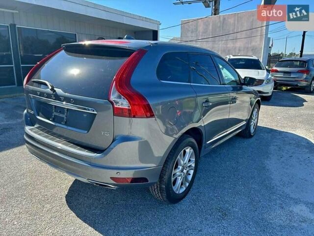 Серый Вольво ХС60, объемом двигателя 2 л и пробегом 165 тыс. км за 2900 $, фото 3 на Automoto.ua