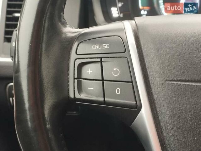 Серый Вольво ХС60, объемом двигателя 1.97 л и пробегом 239 тыс. км за 22990 $, фото 36 на Automoto.ua