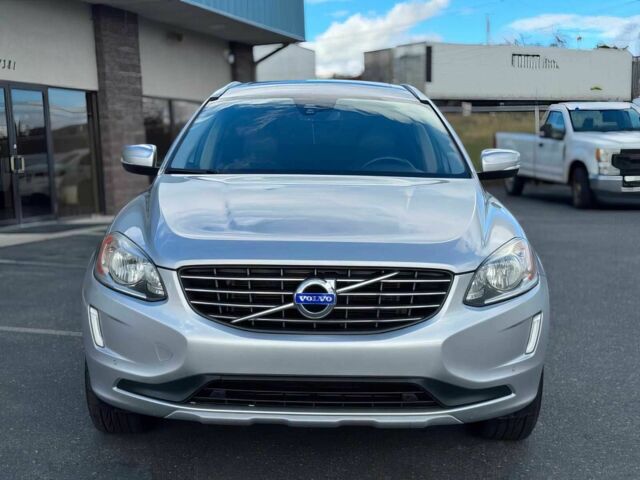 Серый Вольво ХС60, объемом двигателя 2.5 л и пробегом 78 тыс. км за 6300 $, фото 1 на Automoto.ua