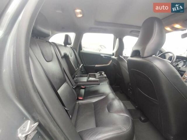 Серый Вольво ХС60, объемом двигателя 1.97 л и пробегом 239 тыс. км за 22990 $, фото 31 на Automoto.ua