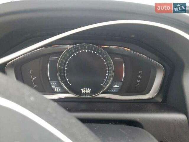 Серый Вольво ХС60, объемом двигателя 2.5 л и пробегом 150 тыс. км за 3100 $, фото 8 на Automoto.ua