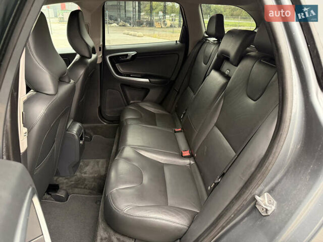 Серый Вольво ХС60, объемом двигателя 1.97 л и пробегом 243 тыс. км за 17300 $, фото 50 на Automoto.ua