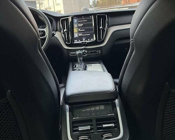 Сірий Вольво ХС60, об'ємом двигуна 1.97 л та пробігом 89 тис. км за 27300 $, фото 16 на Automoto.ua