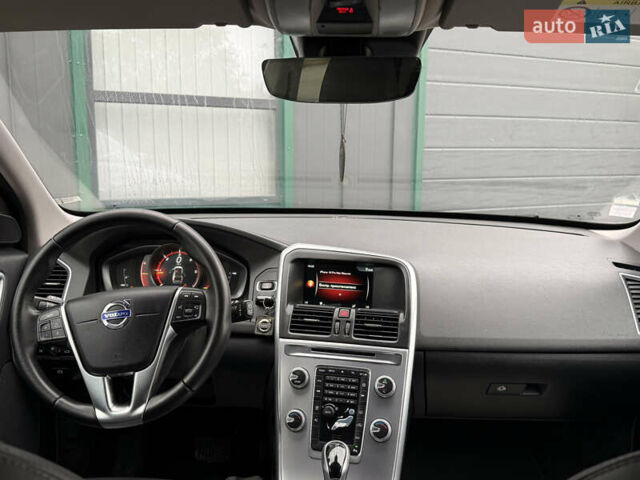Серый Вольво ХС60, объемом двигателя 1.97 л и пробегом 243 тыс. км за 17300 $, фото 65 на Automoto.ua