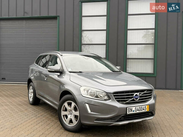 Серый Вольво ХС60, объемом двигателя 1.97 л и пробегом 243 тыс. км за 17300 $, фото 7 на Automoto.ua