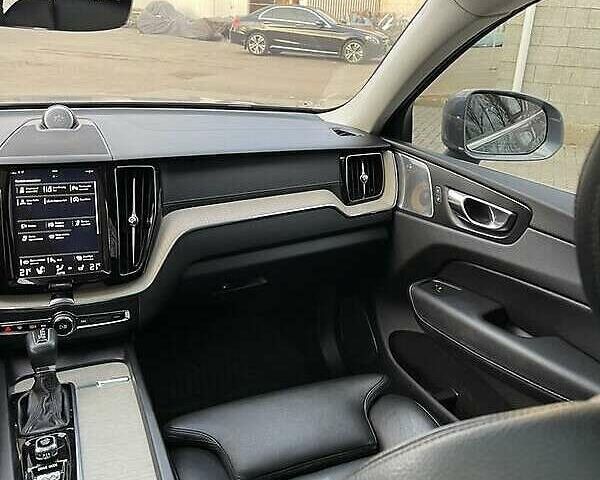 Сірий Вольво ХС60, об'ємом двигуна 1.97 л та пробігом 89 тис. км за 27300 $, фото 15 на Automoto.ua