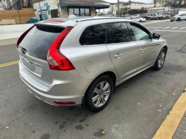 Серый Вольво ХС60, объемом двигателя 2 л и пробегом 50 тыс. км за 16800 $, фото 5 на Automoto.ua