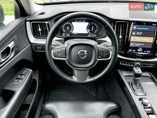 Серый Вольво ХС60, объемом двигателя 1.97 л и пробегом 111 тыс. км за 26950 $, фото 48 на Automoto.ua