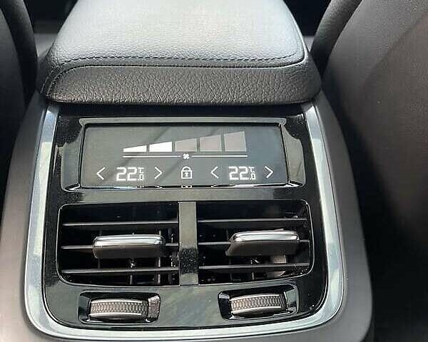 Сірий Вольво ХС60, об'ємом двигуна 1.97 л та пробігом 89 тис. км за 27300 $, фото 19 на Automoto.ua