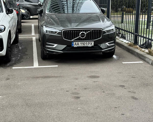 Сірий Вольво ХС60, об'ємом двигуна 2 л та пробігом 190 тис. км за 30500 $, фото 1 на Automoto.ua