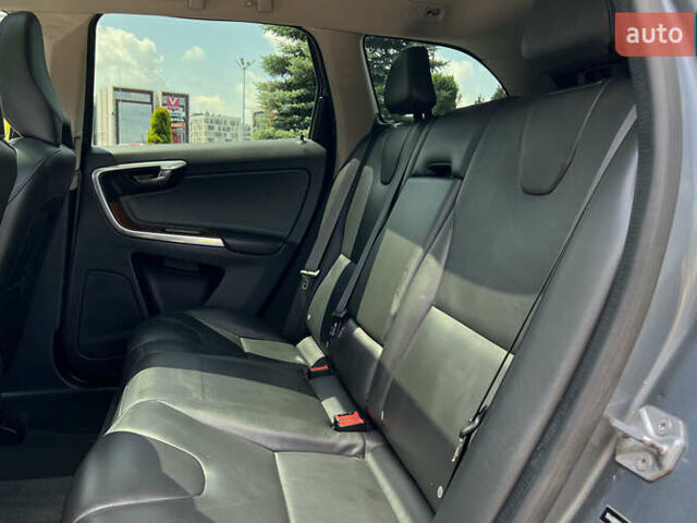 Серый Вольво ХС60, объемом двигателя 1.97 л и пробегом 100 тыс. км за 19999 $, фото 25 на Automoto.ua