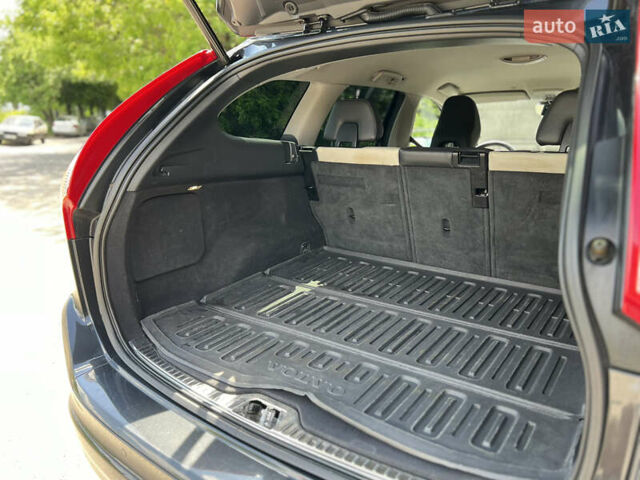 Серый Вольво ХС60, объемом двигателя 1.97 л и пробегом 132 тыс. км за 25500 $, фото 11 на Automoto.ua