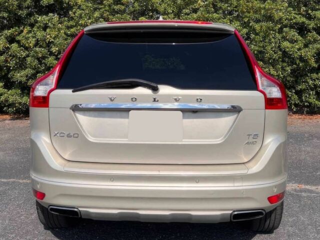 Вольво ХС60 2017 в Тернополе на Automoto.ua Серый Вольво ХС60, объемом двигателя 2 л и пробегом 56 тыс. км за 11000 $, фото 6 на Automoto.ua