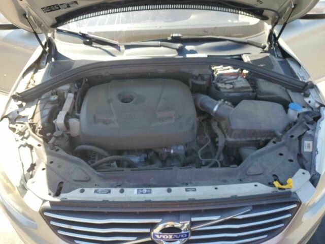 Серый Вольво ХС60, объемом двигателя 2 л и пробегом 108 тыс. км за 3500 $, фото 11 на Automoto.ua