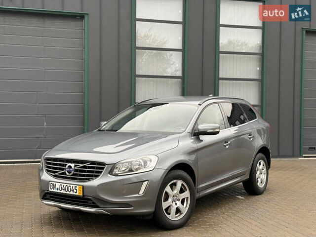 Серый Вольво ХС60, объемом двигателя 1.97 л и пробегом 243 тыс. км за 17300 $, фото 3 на Automoto.ua