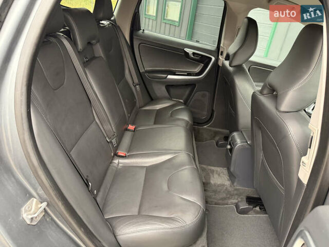 Серый Вольво ХС60, объемом двигателя 1.97 л и пробегом 243 тыс. км за 17300 $, фото 59 на Automoto.ua