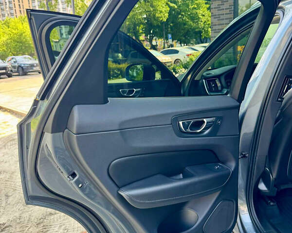 Серый Вольво ХС60, объемом двигателя 1.97 л и пробегом 155 тыс. км за 26900 $, фото 12 на Automoto.ua