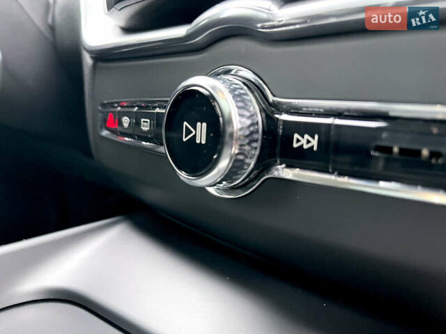 Серый Вольво ХС60, объемом двигателя 1.97 л и пробегом 111 тыс. км за 26950 $, фото 43 на Automoto.ua