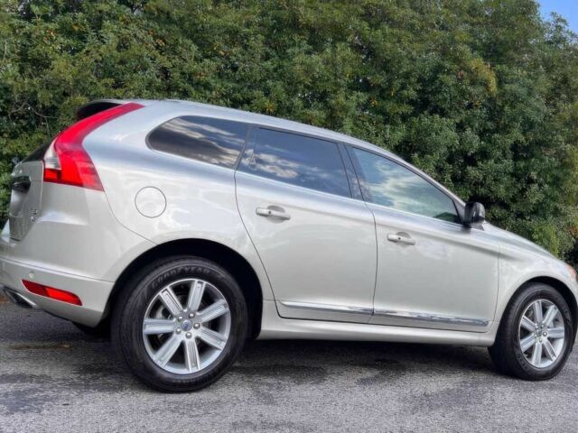 Вольво ХС60 2017 в Тернополе на Automoto.ua Серый Вольво ХС60, объемом двигателя 2 л и пробегом 56 тыс. км за 11000 $, фото 7 на Automoto.ua