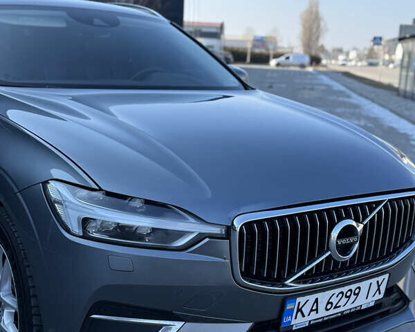 Серый Вольво ХС60, объемом двигателя 1.97 л и пробегом 160 тыс. км за 34000 $, фото 5 на Automoto.ua