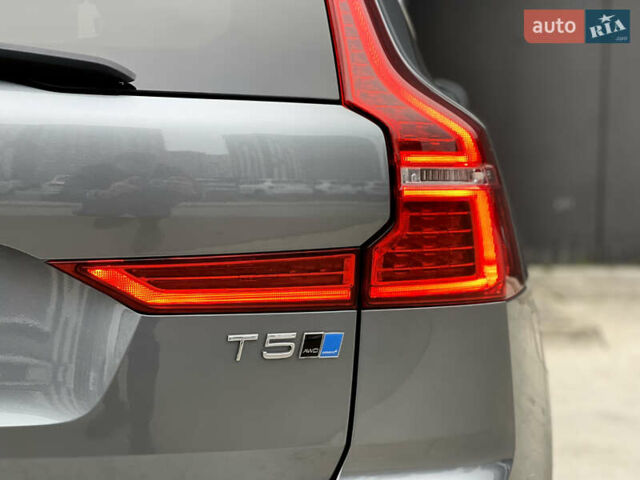 Серый Вольво ХС60, объемом двигателя 1.97 л и пробегом 111 тыс. км за 26950 $, фото 24 на Automoto.ua