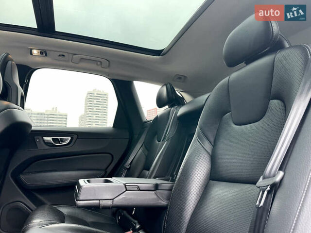 Серый Вольво ХС60, объемом двигателя 1.97 л и пробегом 111 тыс. км за 26950 $, фото 34 на Automoto.ua