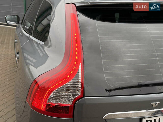 Серый Вольво ХС60, объемом двигателя 1.97 л и пробегом 243 тыс. км за 17300 $, фото 94 на Automoto.ua