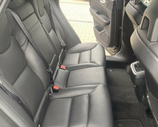 Вольво ХС60 2018 в Ковель на Automoto.ua Серый Вольво ХС60, объемом двигателя 1.97 л и пробегом 285 тыс. км за 25400 $, фото 8 на Automoto.ua