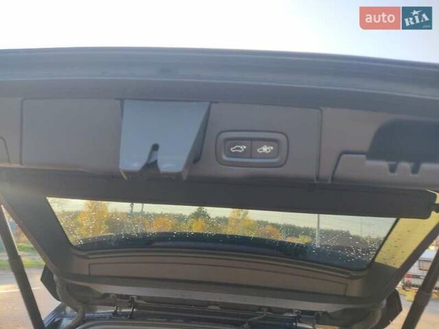 Сірий Вольво ХС60, об'ємом двигуна 2 л та пробігом 235 тис. км за 28500 $, фото 12 на Automoto.ua