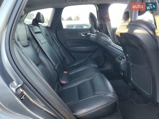 Сірий Вольво ХС60, об'ємом двигуна 1.97 л та пробігом 64 тис. км за 9000 $, фото 10 на Automoto.ua