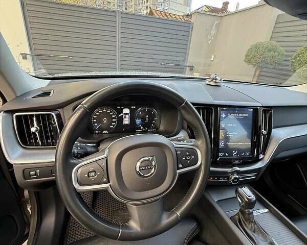 Вольво ХС60 2018 у Житомирі на Automoto.ua Сірий Вольво ХС60, об'ємом двигуна 1.97 л та пробігом 168 тис. км за 33000 $, фото 11 на Automoto.ua