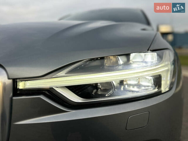 Серый Вольво ХС60, объемом двигателя 2 л и пробегом 110 тыс. км за 37700 $, фото 14 на Automoto.ua