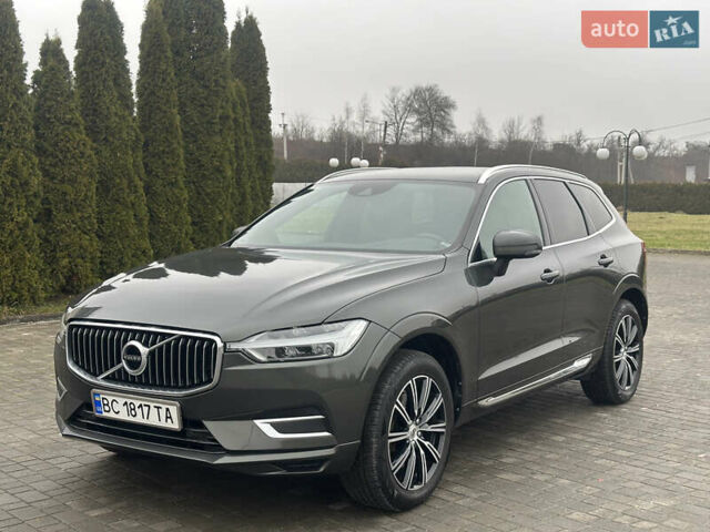 Серый Вольво ХС60, объемом двигателя 2 л и пробегом 216 тыс. км за 26850 $, фото 1 на Automoto.ua