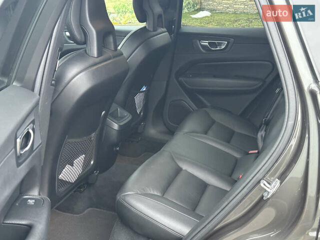 Серый Вольво ХС60, объемом двигателя 2 л и пробегом 216 тыс. км за 26850 $, фото 12 на Automoto.ua