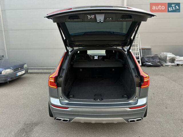 Серый Вольво ХС60, объемом двигателя 2 л и пробегом 110 тыс. км за 37700 $, фото 30 на Automoto.ua