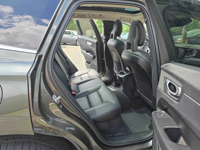 Серый Вольво ХС60, объемом двигателя 2 л и пробегом 34 тыс. км за 15000 $, фото 14 на Automoto.ua