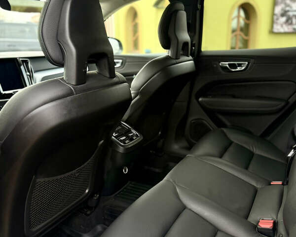 Серый Вольво ХС60, объемом двигателя 1.97 л и пробегом 74 тыс. км за 28999 $, фото 31 на Automoto.ua