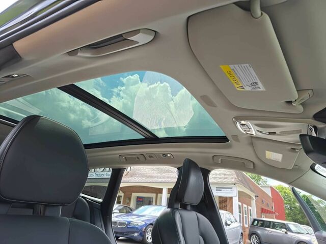 Серый Вольво ХС60, объемом двигателя 2 л и пробегом 34 тыс. км за 15000 $, фото 11 на Automoto.ua