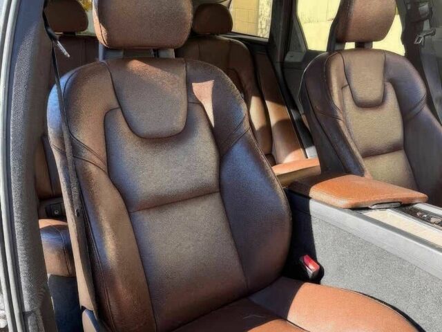 Серый Вольво ХС60, объемом двигателя 2 л и пробегом 50 тыс. км за 16800 $, фото 8 на Automoto.ua