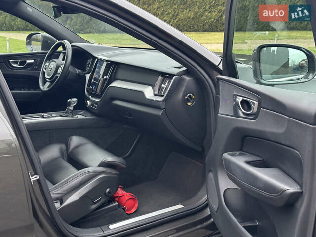 Серый Вольво ХС60, объемом двигателя 2 л и пробегом 216 тыс. км за 26850 $, фото 14 на Automoto.ua