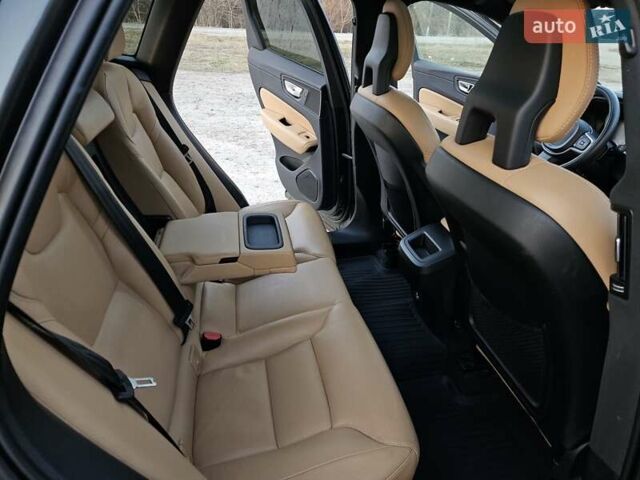 Вольво ХС60 2018 в Бучаче на Automoto.ua Серый Вольво ХС60, объемом двигателя 2 л и пробегом 71 тыс. км за 29000 $, фото 16 на Automoto.ua